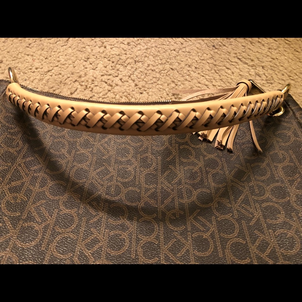 CALVIN KLEIN PURSE